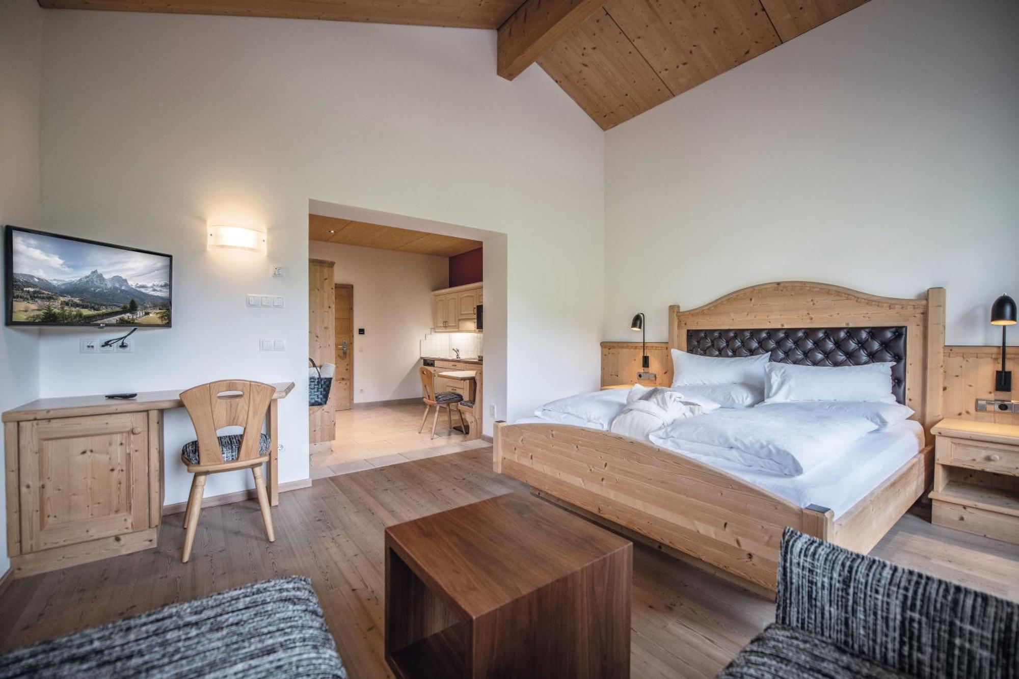 Aparthotel Sonus Alpis - Adults Only Castelrotto Pokoj fotografie