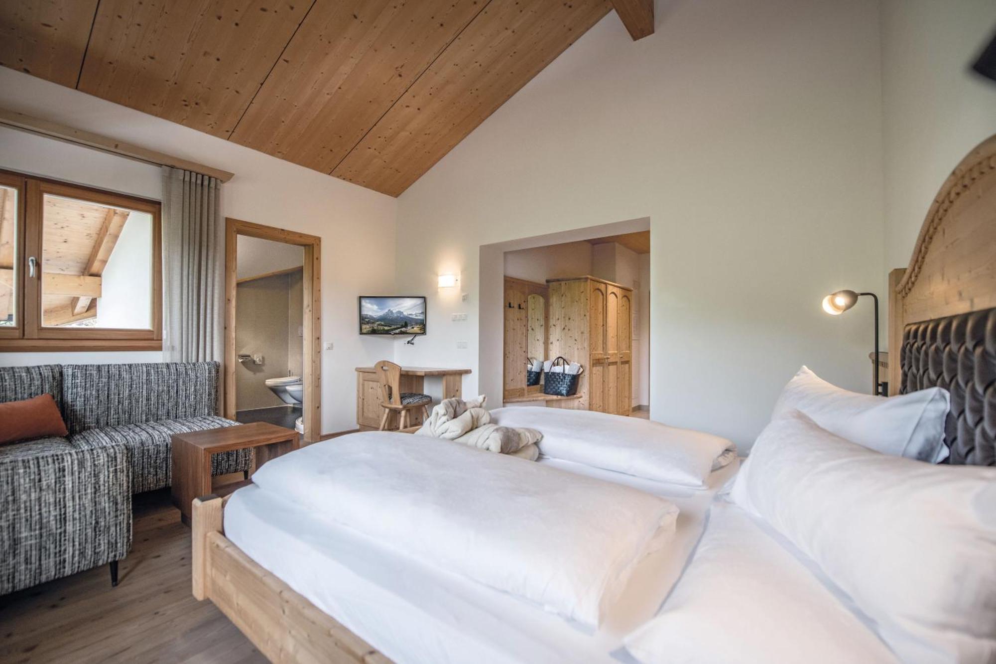 Aparthotel Sonus Alpis - Adults Only Castelrotto Pokoj fotografie